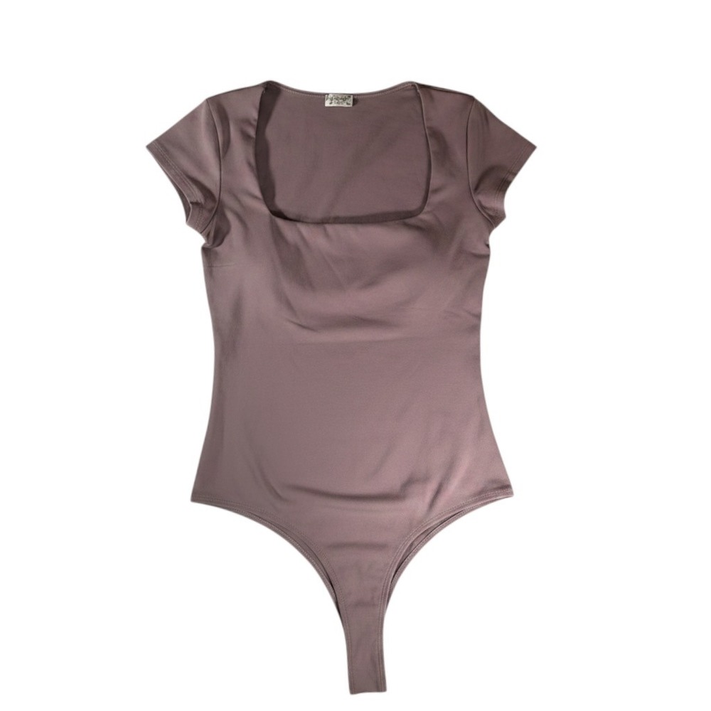 Free People Bodysuit Womens Small Mauve Excellent Square Neck Short Sleeve Thong